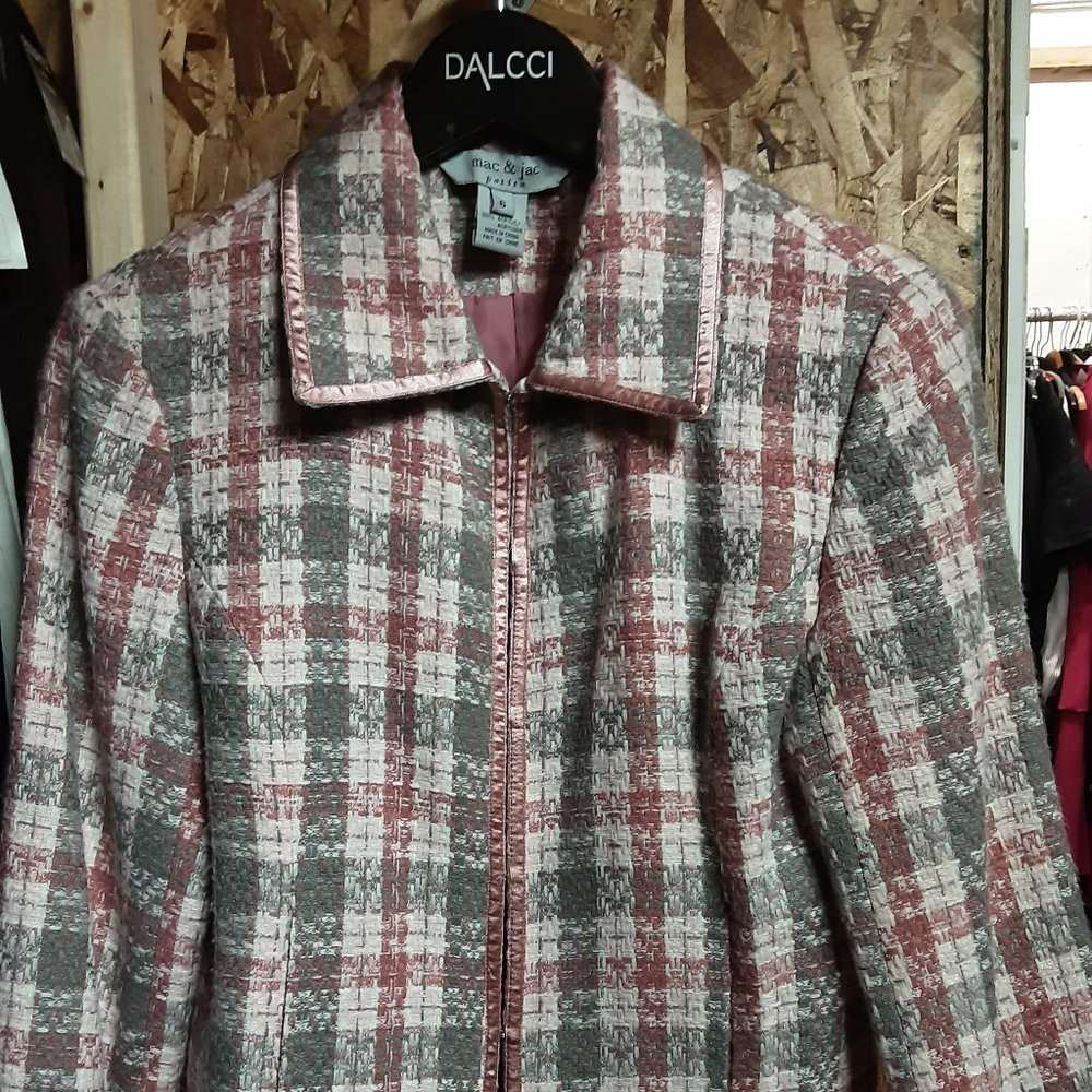 Mac & Jac, Veston